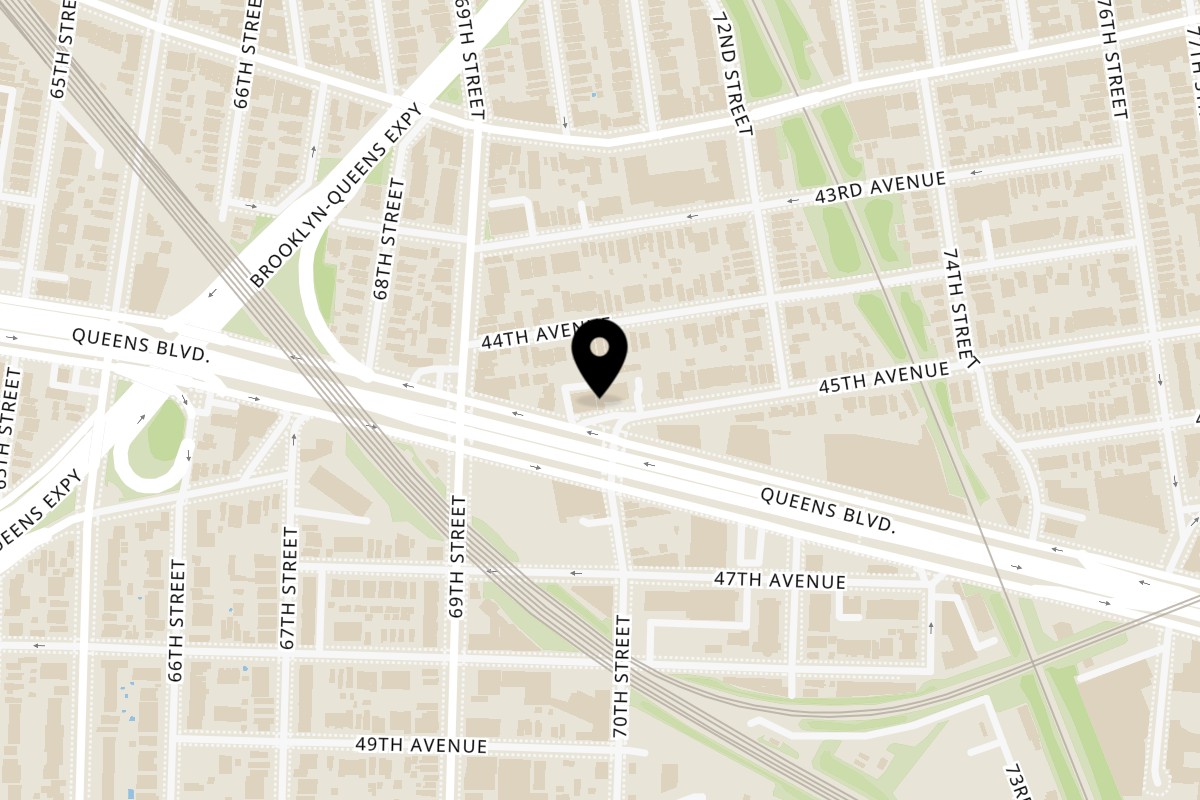 Map showing the location of Everest Vegetarian on 70-11 45th Ave in Flushing